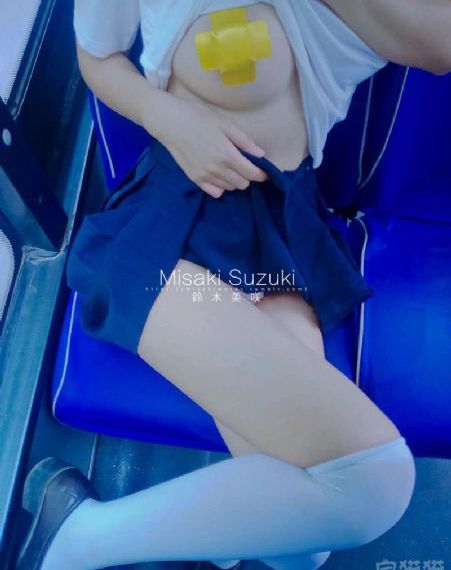 久久久久久久久女黄_HD在线观看完整版
