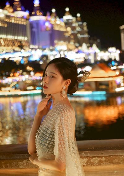 亚洲AV无码秘蜜桃枫花恋_4K高清完整版播放