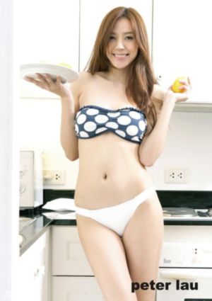 美女偷拍掀裙_BD英语神马在线观看