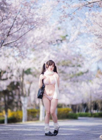 欧美男大粗吊1069_高清高清视频播放