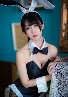 久久久久国产成人精品亚洲综合_4K高清迅雷在线观看